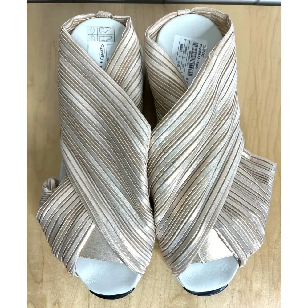 NWT Casadei Pleated Accents Sneakers in Blush Size‎ EU 40/US 10